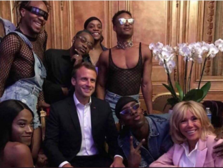 Impreza w Pałacu Elizejskim. Prezydent Francji zaprosił transseksualnych tancerzy