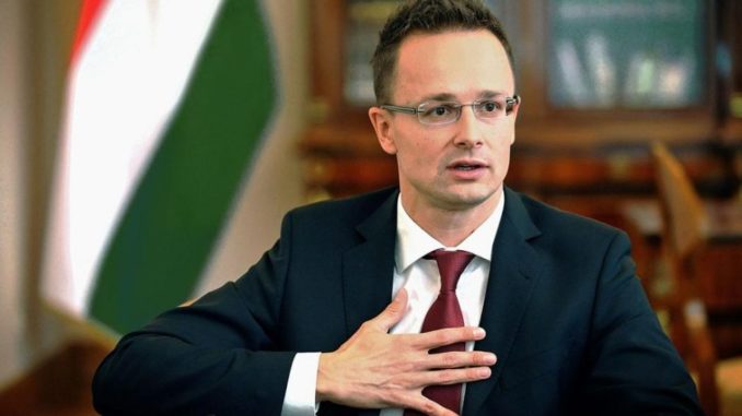 Szef MSZ Węgier o TAJNYM biznesie UE z Rosją