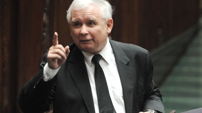 Kaczyński grozi ministrom