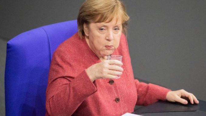 Merkel kpi sobie z Niemców