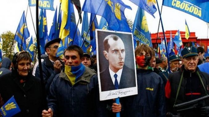 Ukraina NIE POZWALA Polakom na EKSHUMACJE. Żąda pomnika UPA w Polsce