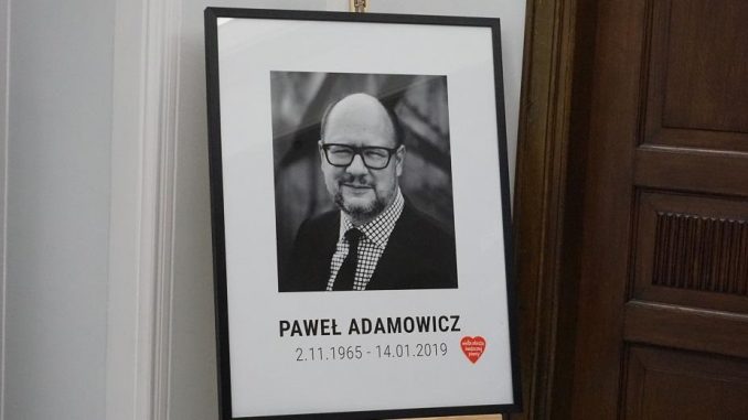 Czy prokuratura wstrzymuje proces zabójcy Pawła Adamowicza z przyczyn politycznych? [SIEDLECKA]