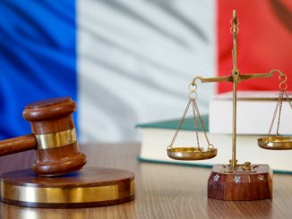 Polak skazany na 15 miesięcy więzienia za antysemickie napisy na budynkach we Francji