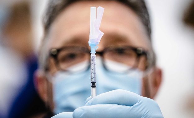 kraj wstrzymał stosowanie szczepionki AstraZeneca
