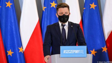Polacy rezygnują ze szczepienia AstraZeneką