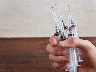 Szokujące doniesienia o szczepieniach