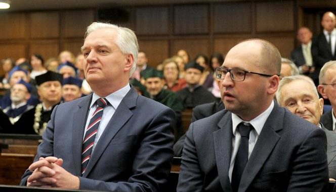 Kaczyński wyrzuci Gowina