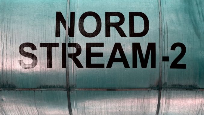 Obiecała Polsce zatrzymać Nord Stream 2, teraz interweniuje ws. ustawy medialnej