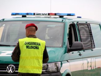 Jest śledztwo ws. zderzenia wojskowych ciężarówek w Lublinie
