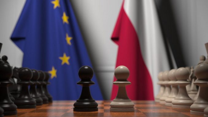 Brytyjski profesor prawa: Unia Europejska traktuje Polskę jak kolonię