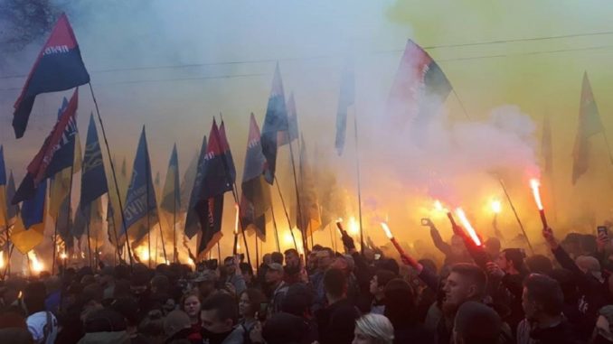Rząd Morawieckiego finansuje banderowców