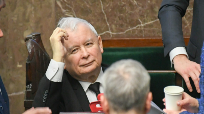 Kaczyński szuka następcy Dudy. Zostanie nim Beata Szydło czy Elżbieta Witek?