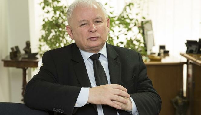 Oto, co Kaczyński miał powiedzieć na nadzwyczajnym spotkaniu PiS. Serio?! Dziwne słowa