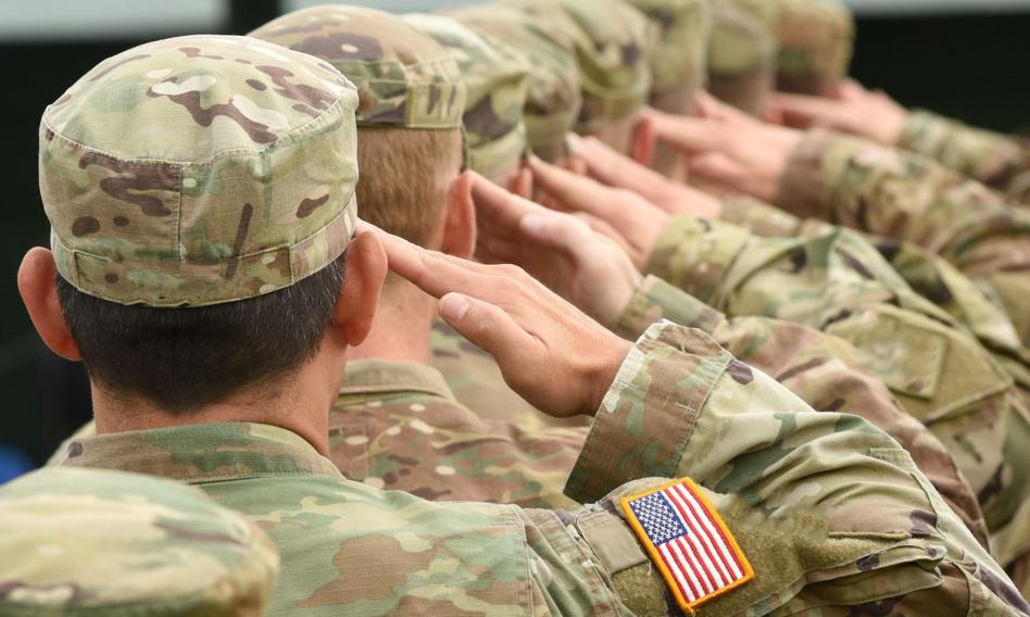 US Army brakuje nowych żołnierzy. Walka o rekruta trwa