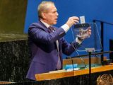 Ambasador Izraela kipiał ze złości. “Otworzyliście ONZ dla nazistów i dżihadystów!”. Zniszczył Kartę Narodów Zjednoczonych