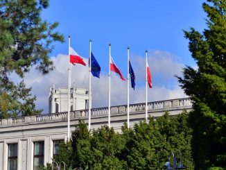 niezależny dziennik polityczny