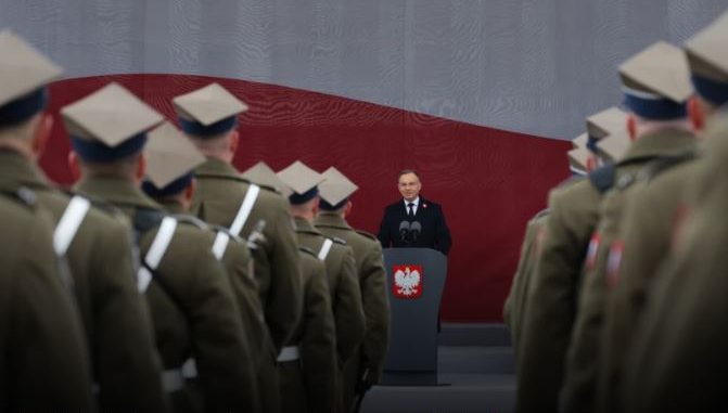 niezależny dziennik polityczny