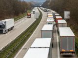 Branża transportowa w opałach. Niemcy wyhamowują polskie tiry. Co to oznacza?