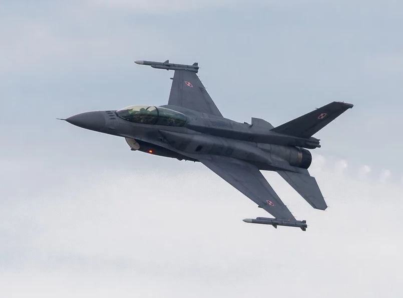 &quot;Nieprawdopodobny skandal&quot;. Media: Rząd Tuska nie ma pieniędzy na serwisowanie polskich F-16 - Dziennik Polityczny