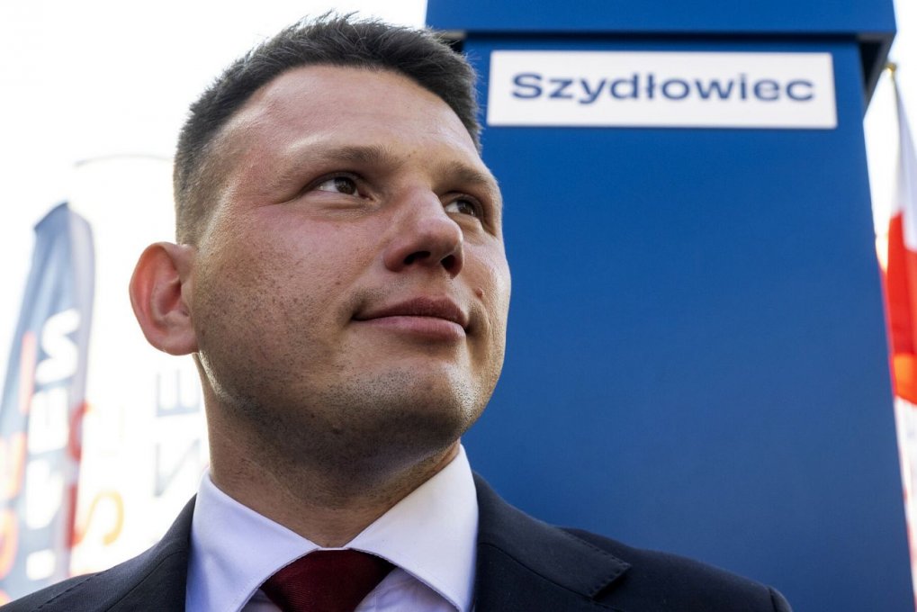 „Akt zdrady”. Na Mentzena spadła fala krytyki