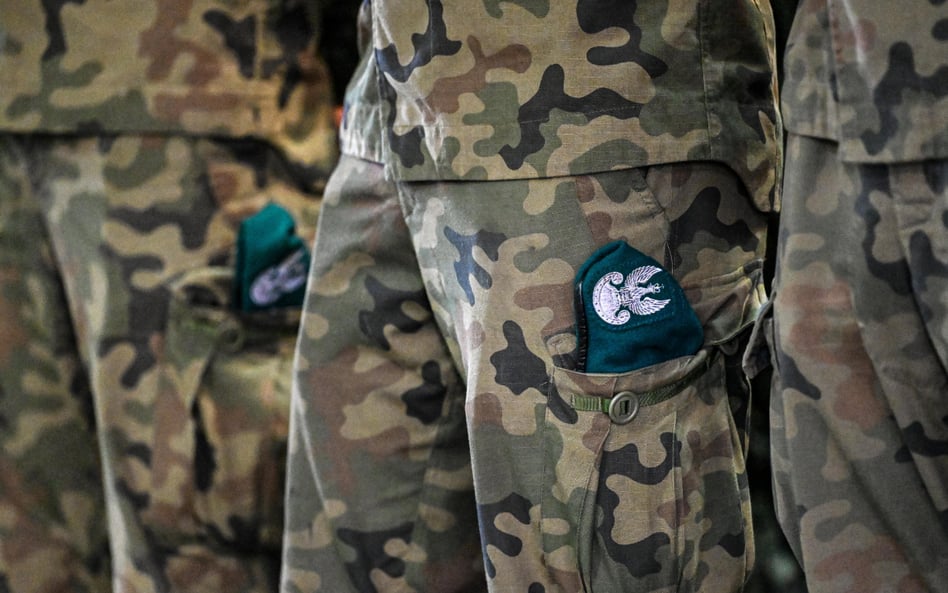 Pytania o bezpieczeństwo, na które nie odpowiedzieli Trzaskowski, Mentzen i Biejat