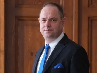niezależny dziennik polityczny