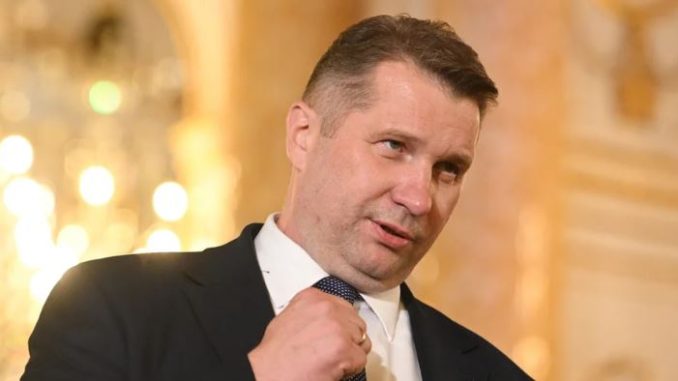 Tak Przemysław Czarnek buduje się w PiS. "Zaczął trzymać się z Jakim i Ziobrą" niezależny dziennik polityczny