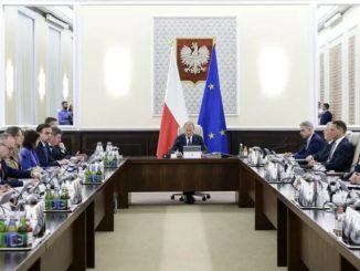 niezależny dziennik polityczny