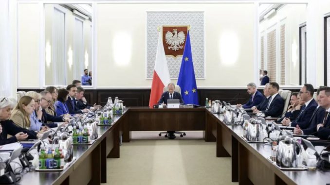 Kto jest najgorszym ministrem? Polacy wskazali niezależny dziennik polityczny