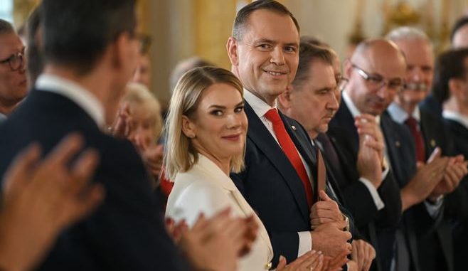 PiS wysyła "komandosów" do pałacu. "Nie może być jak u Dudy" niezależny dziennik polityczny