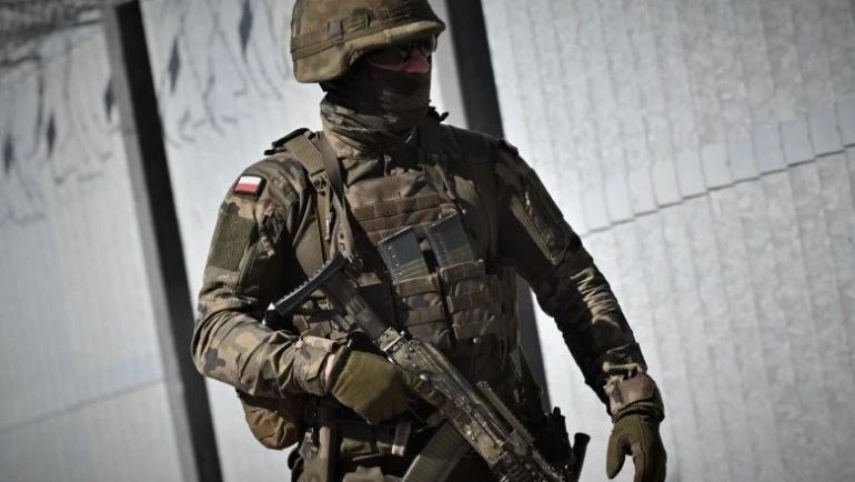 Wojsko na granicy to oznaka słabości państwa. „Przespano cztery lata”