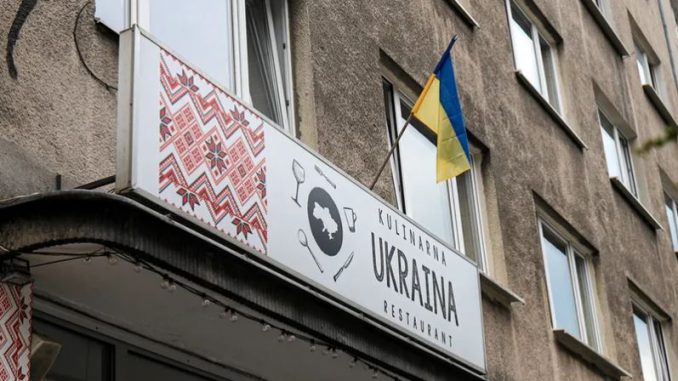 Awantura w Gdyni. Klient żądał zdjęcia flagi Ukrainy niezależny dziennik polityczny