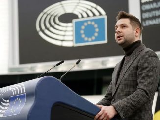 niezależny dziennik polityczny