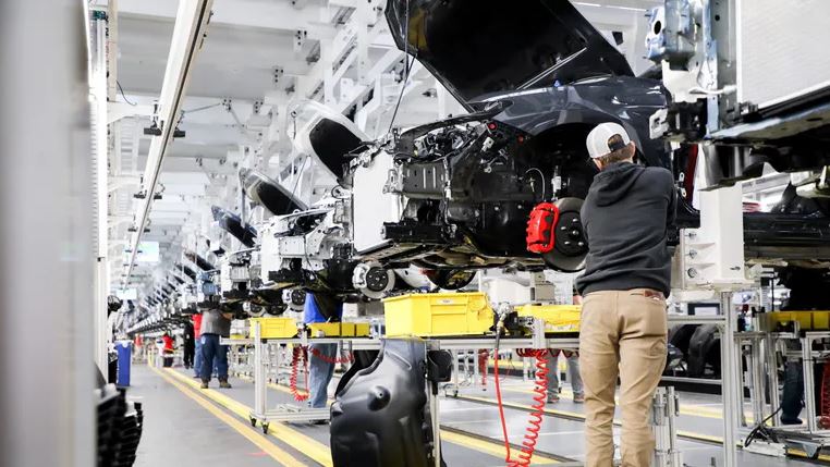 Tąpnięcie w przemyśle. Dane całkowicie rozminęły się z prognozą