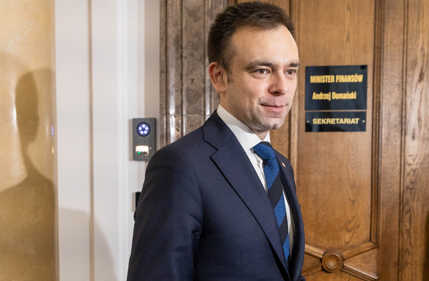 Myliłby się ten, kto śmiałby pomyśleć, iż chodzi tu o zdzieranie haraczu z Polaków. Absolutnie nic z tych rzeczy. Rządzący po prostu troszczą się o Wasze zdrowie