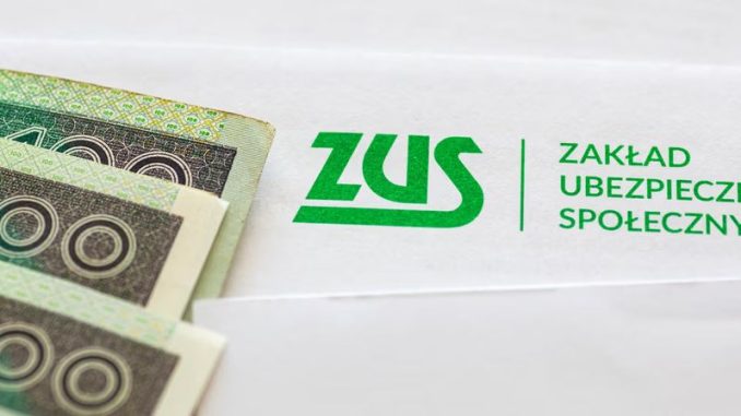 Ważna zmiana dla młodych emerytów od września. Mogą stracić nawet 900 zł niezależny dziennik polityczny