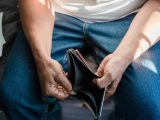 Młodzi Polacy mają problem z długami. Kwota jest ogromna