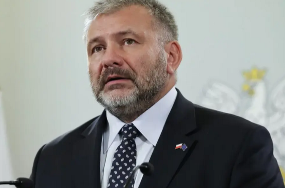 Dariusz K. z Sądu Rejonowego w Lubaniu (woj. dolnośląskie) miał prowadzić kampera pod wpływem alkoholu niezależny dziennik polityczny