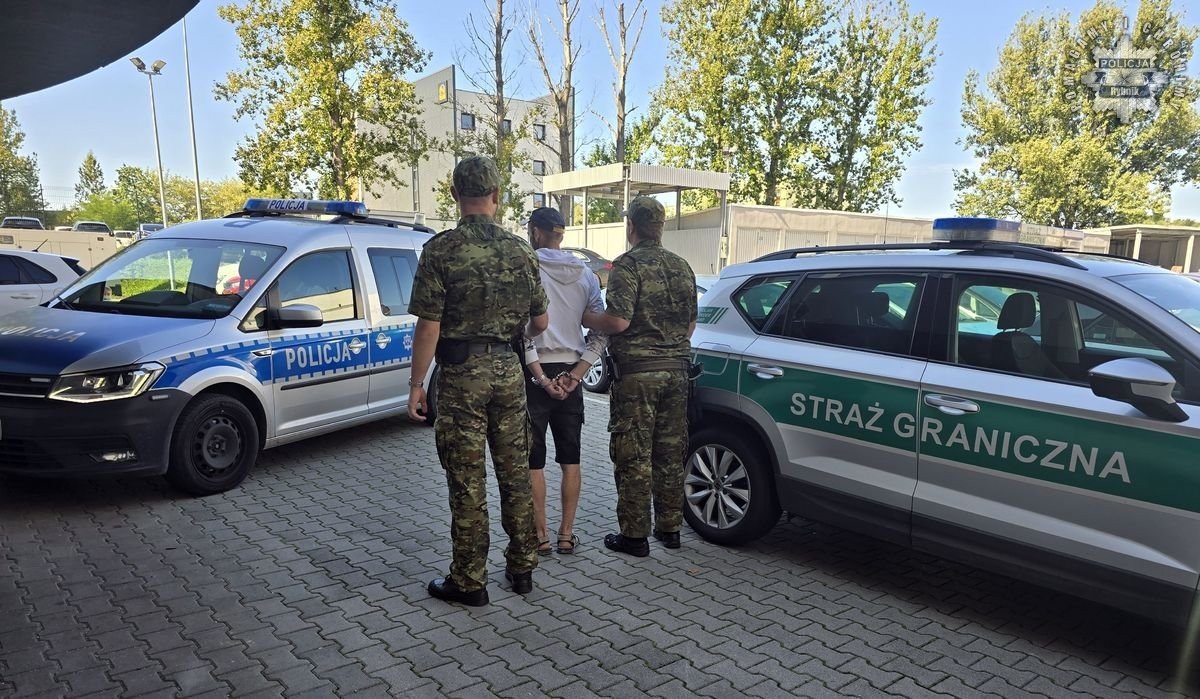 37-latek z Ukrainy został deportowany z Polski. W Rybniku przyłapano go na prowadzeniu auta po alkoholu mimo kilku sądowych zakazów