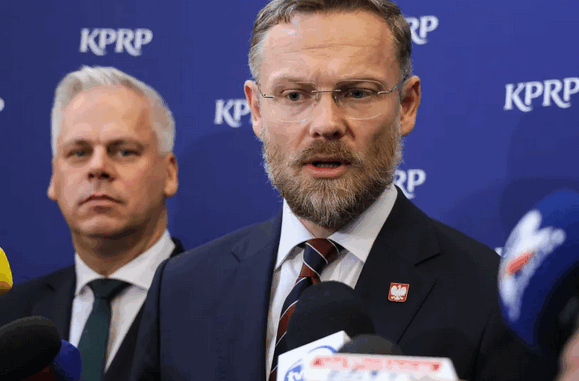 niezależny dziennik polityczny