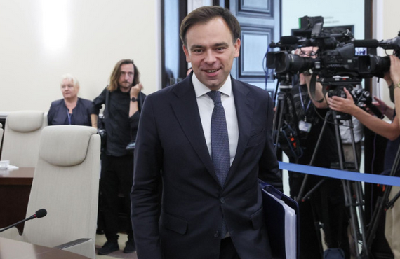 Dług publiczny rośnie jak szalony. Rząd wskazuje "winnego" niezależny dziennik polityczny