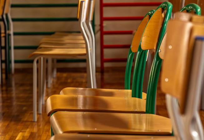 Skandal w szkole w Starachowicach. Uczniowie śpiewali „Na swoim weselu będę pijana”