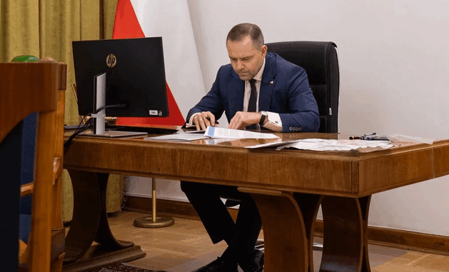 niezależny dziennik polityczny