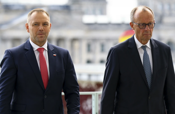 Niemieckie media nie zostawiły suchej nitki na Nawrockim. „Wroga propaganda PiS”