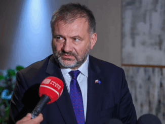 niezależny dziennik polityczny