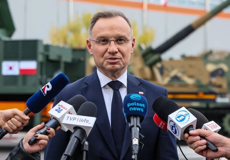 Wiceprezes PiS uderza w Dudę. „To funkcjonuje na jego ustawach”