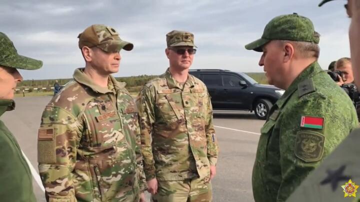 W ćwiczeniach „Zapad-2025” w Białorusi uczestniczą jednak obserwatorzy z trzech państw NATO, w tym ze Stanów Zjednoczonych