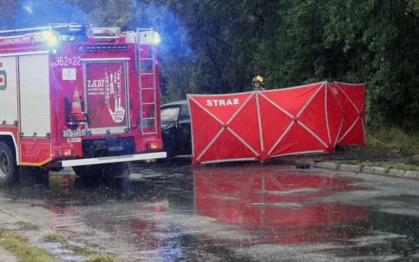 Koszmarny wypadek. Ciało leżało na jezdni, przejechało po nim kilka aut niezależny dziennik polityczny