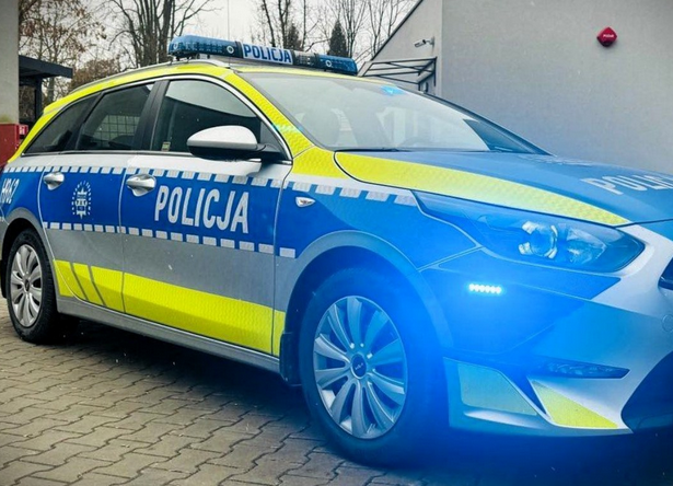 Atak nożownika w galerii handlowej. 14-latek ugodzony w przebieralni