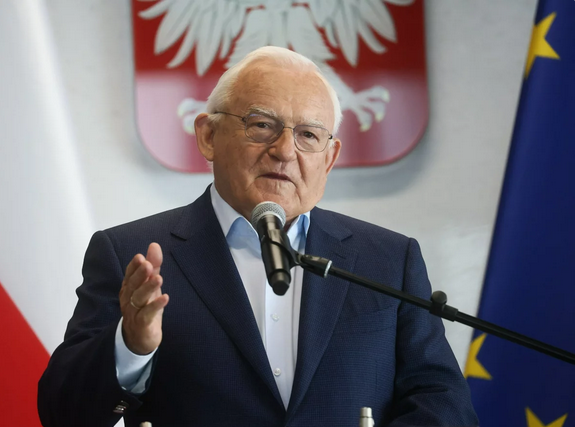 „Państwo polskie wystawia się na pośmiewisko”. Miller pyta o aferę na Ukrainie